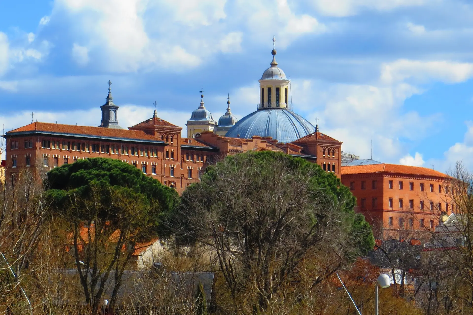 Universidad Complutense de Madrid - UCM