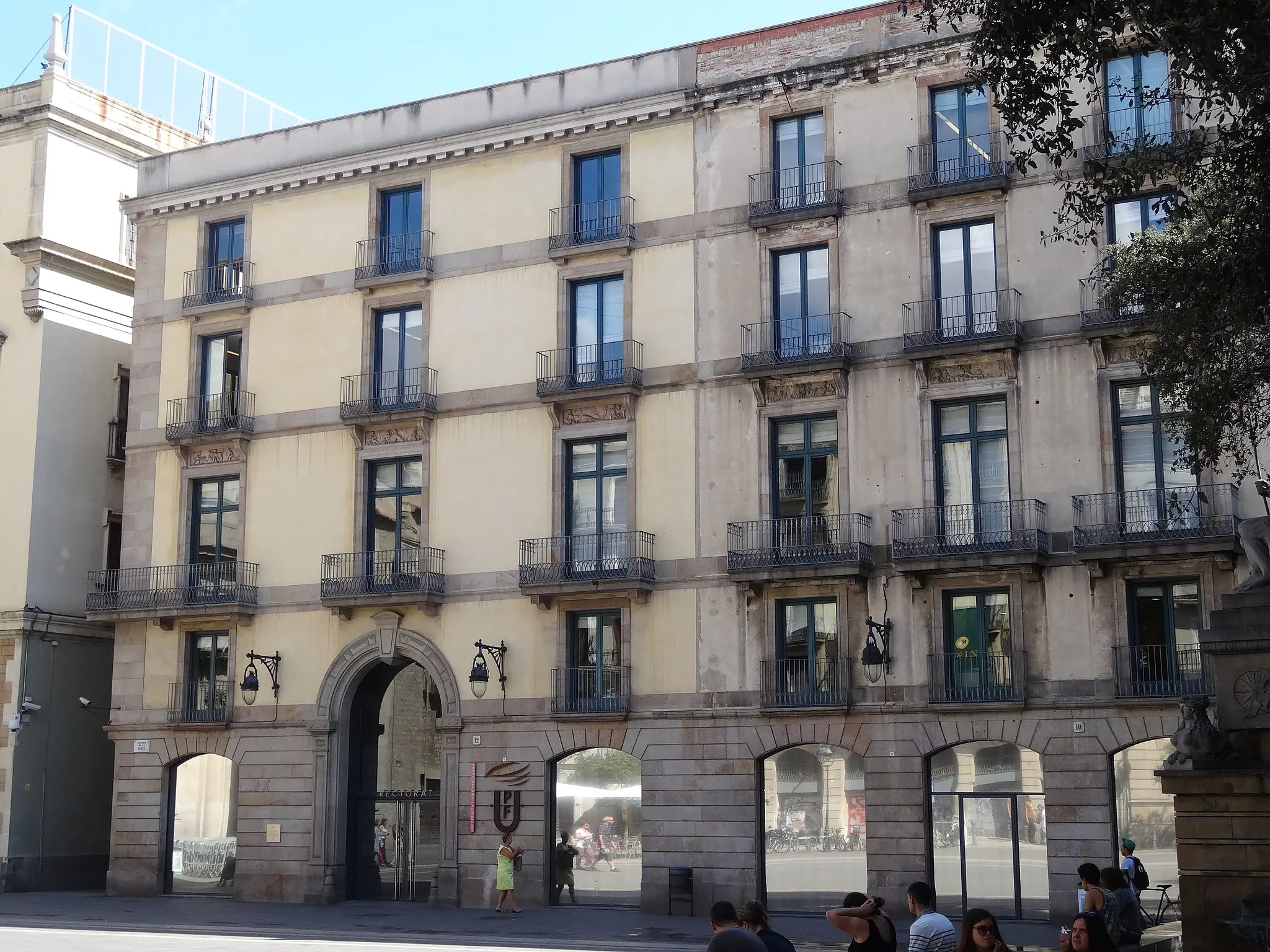 Rectorado-Universidad-Pompeu-Fabra Universidad Politécnica de Madrid - UPM