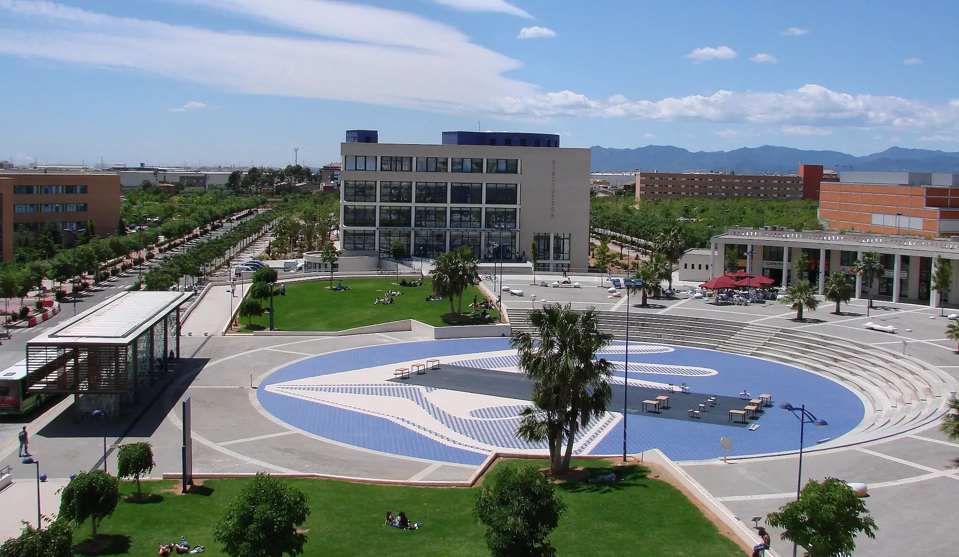 Universidad-Jaime-I IE University